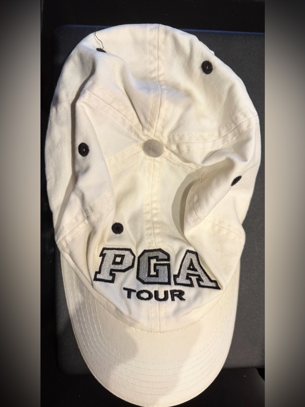 ⛳🤍 PGA Tour White / Cream Embroidered Golf Baseball Cap Adjustable Strap Hat